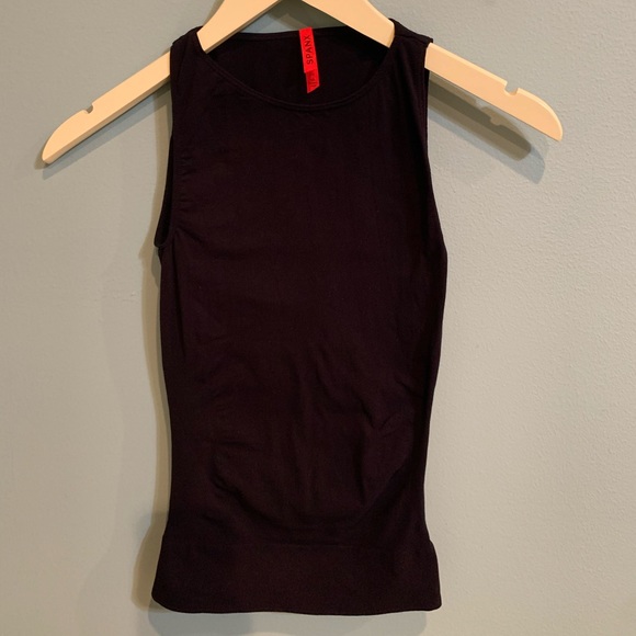 Spanx on Top and in Control Sleeveless Top M NWOT - Picture 2 of 8